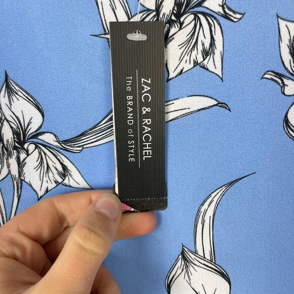 Zac & Rachel | NWT Blue & Orange Floral Asymmetrical Sleeveless Chiffon Blouse - Picture 4 of 8